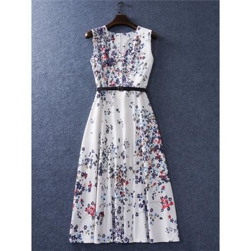 春秋新款性感V領碎花氣質淑女無袖背心裙傘擺中長款修身連衣裙