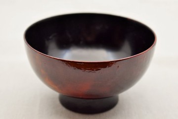 碗 ｜ 白漆溜塗