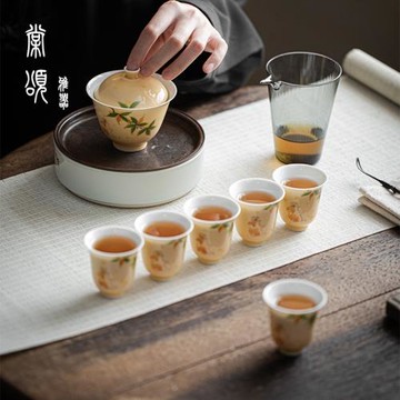 棠頌丨手工杏黃釉下彩手繪兔子功夫茶具套裝家用辦公陶瓷蓋碗茶杯