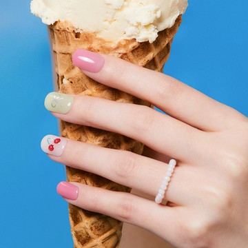 Dashing Diva/M 薄型經典美甲片-微甜小樂章-30片