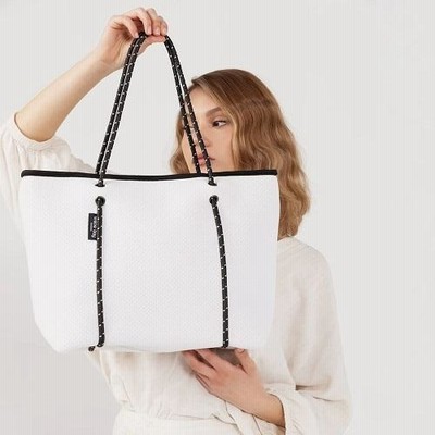 AUS発 Willow bay 人気色 ホワイト ネオプレン トートバッグ