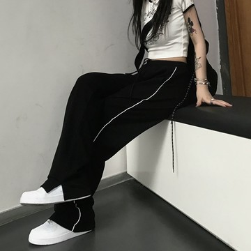 H29 CU 🥰現貨秒出🔥舒適運動休閒🏃‍♀️韓國高街寬鬆休閒開叉拖地褲/跑步褲/百搭直筒闊腿褲/寬鬆休閒運動長褲/