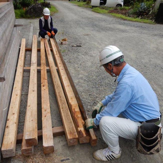 横断排水溝用ゴム板 山道 林道 農道保護 補強布 厚さ5mmx幅180mmx長さ2500mm程度