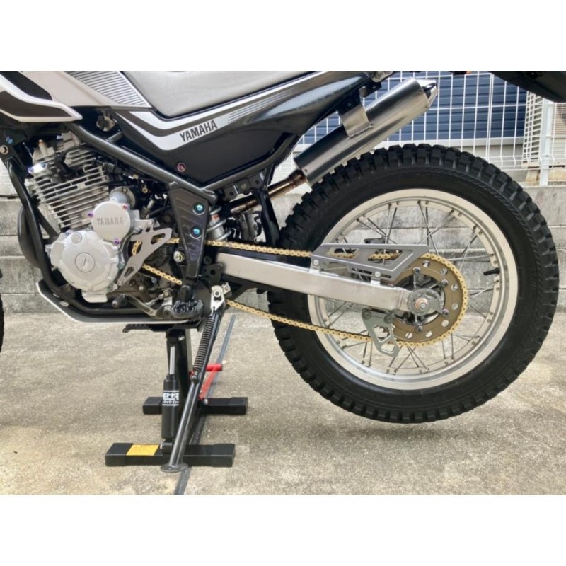 セロー225 セロー250 トリッカー XT250X アルミ チェーンアジャスター スネイルカム | LINEブランドカタログ