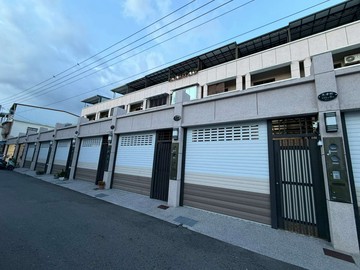 佳冬.玉光國小雙車庫別墅.五大房.7年新屋｜屏東縣佳冬鄉忠孝街