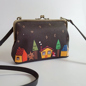 BOING｜插畫口金包/仕女包/小方包/斜側背包-星空下的小屋 (黑) BO-20401K