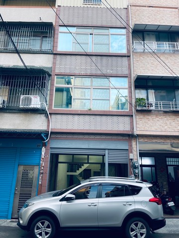 鳳新五甲海洋商圈明亮騎樓透天店住｜高雄市鳳山區老爺四街