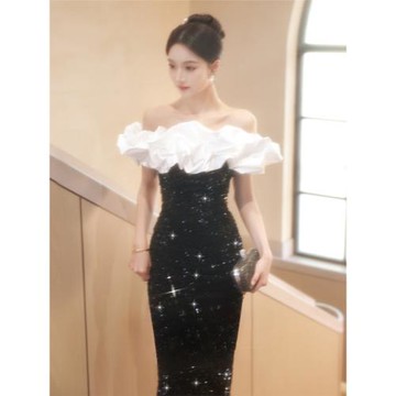 新款黑色長款亮片一字肩晚禮服輕奢小眾高端氣質云朵魚尾連衣裙子