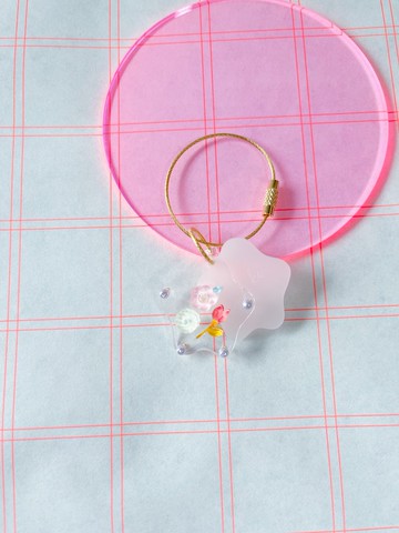 Keychain: kotoba | gentle words