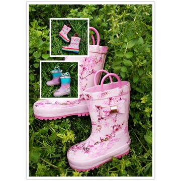 瑕疵出口柔軟卡通中筒兒童雨鞋