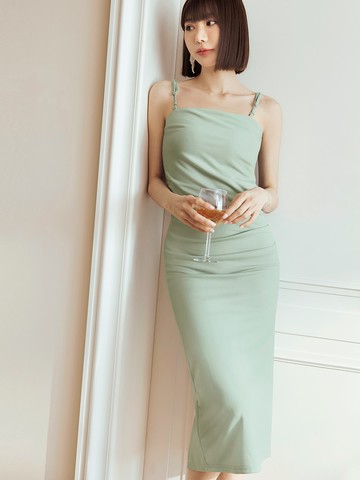 收腰抓褶開衩細肩長洋裝