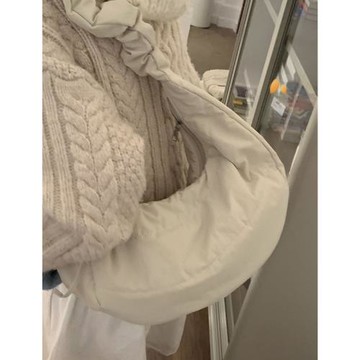 冬季羽絨包包女冬季2024新款潮時尚學院風托特包休閑大容量馬鞍包