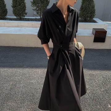 黑色a字長袖襯衫連衣裙女2022新款早春氣質收腰高冷赫本風高級感