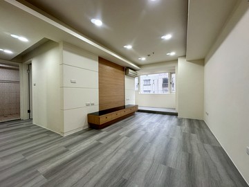 水美溫馨三房～東森育婕｜基隆市中正區觀海街