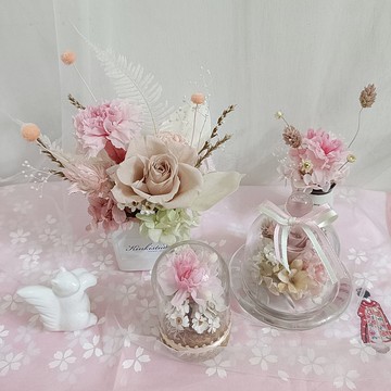 畢業老師禮物花束向日葵 情人節禮物花束 生日永生玫瑰玻璃盅罩七