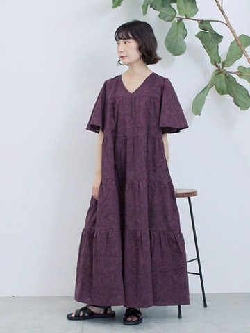 低調花卉提花層次感寬袖V領洋裝(0F001148210) - Samansa Mos2 blue