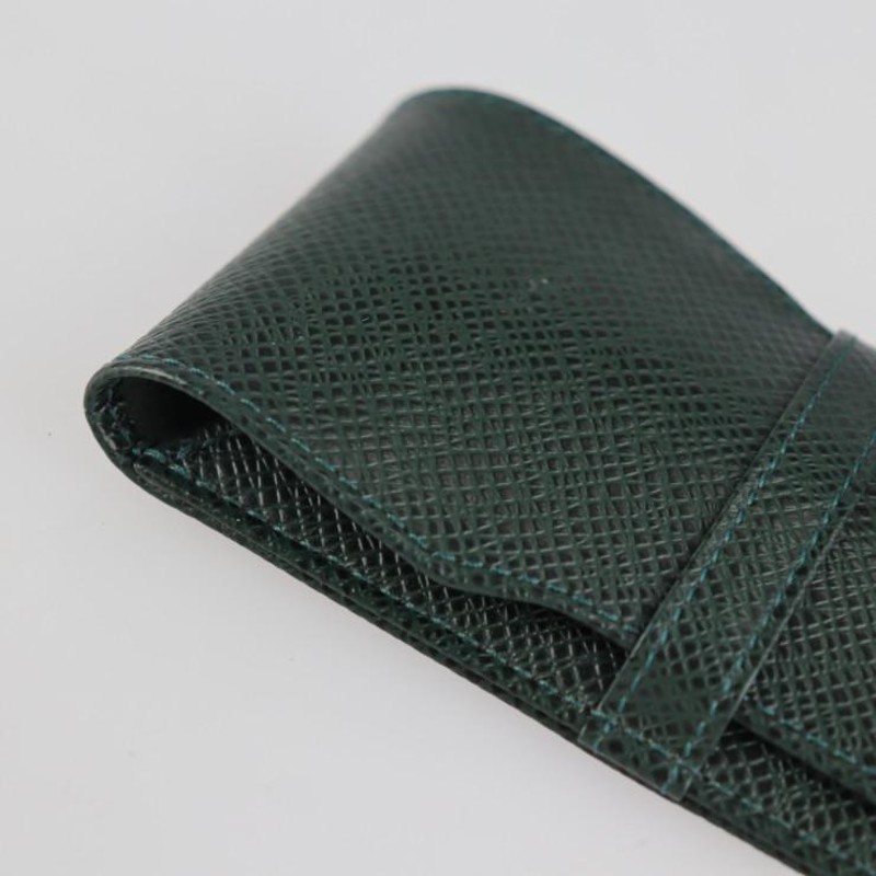 【鑑定済】ルイヴィトン ペンケース　タイガ　エテュイスティロ　エピセア　深緑 超美品ルイ ヴィトンペンケース エテュイスティロ タイガ