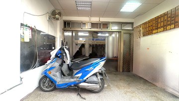 內壢前站㊣成功市場/內壢國小旁金透店｜桃園市中壢區成功路