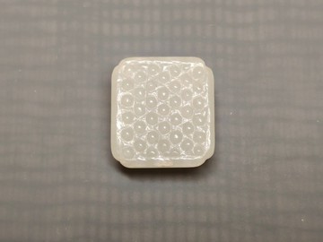 老白玉雕花件 – 純古董SA-237