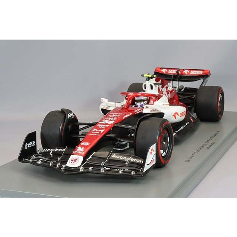 スパーク 1/43スケール アルファロメオ F1チーム C42 周 冠宇2022