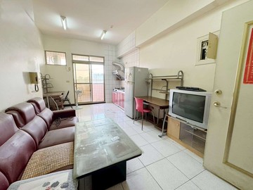 仁愛商圈車位三房｜嘉義市西區仁愛路