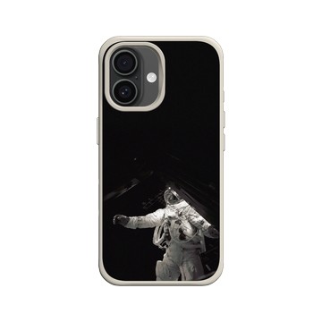 iPhone 16 SolidX 貝殼灰 - NASA - Gemini 4 - Astronaut White Walking In Space