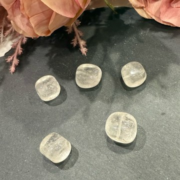 💕 𝓒. 𝓣 晶寶💕白水晶 無相方糖 豆糖 有礦體 散珠 單珠 diy 設計