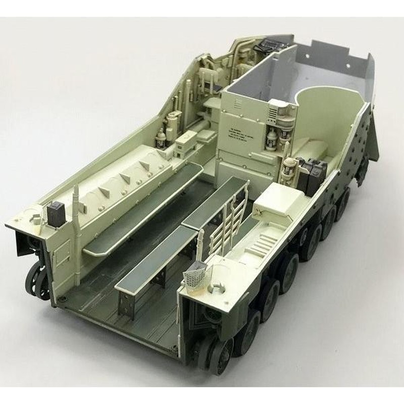 童友社 1/35 陸上自衛隊 AAV7 A1 RAM/RS 陸上自衛隊水陸両用車