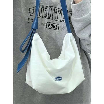 Bag House👜 腋下包女2022新款日係休閒百搭小衆手提包斜挎單肩包夏季白色包包