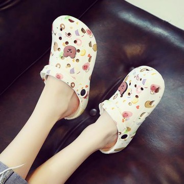 2025新款可愛洞洞鞋女ins潮厚底包頭外穿防滑護士涼拖鞋夏沙灘鞋