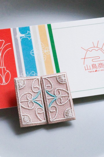 刺繡飾品 鐵窗花【桃】