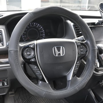 真皮防滑透氣方向盤套