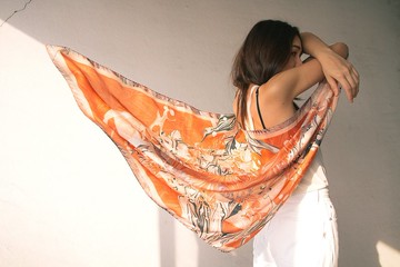 撒哈拉沙漠手工圍巾 - 橘色 Sahara Scarf