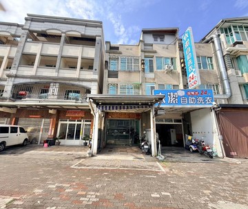 鳳山鳳頂路上輕屋齡透天四樓店面~地26.4坪｜高雄市鳳山區鳳頂路