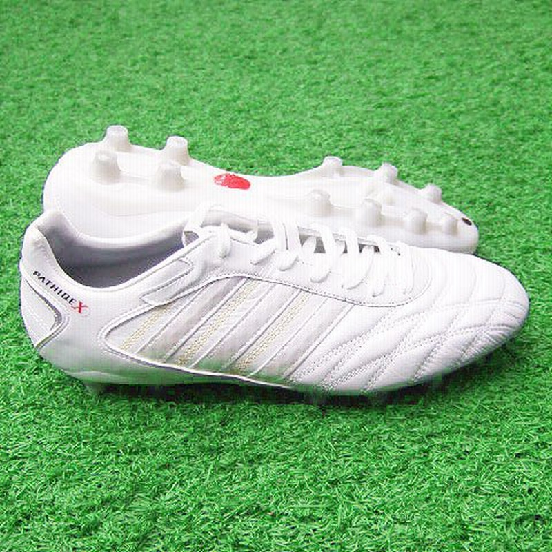 パティーク X Top ランニングホワイト ユニバーシティレッド Adidas アディダス サッカースパイクl 通販 Lineポイント最大0 5 Get Lineショッピング