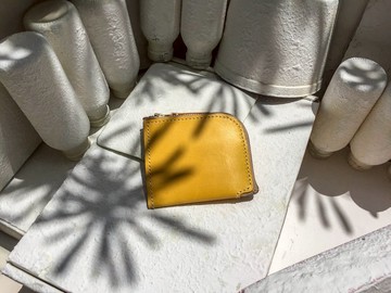 不撞包檸檬黃色植鞣革全真皮L型拉鍊零錢包/短夾