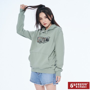 中性款 長袖帽T 黑熊 露營 繡花 抽繩 連帽T恤 山形 嫩綠色 (560933) 【5th STREET】【APP下單天天10%回饋】 最高折426