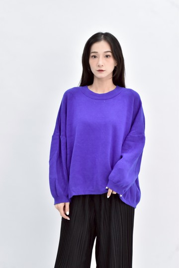 (F) eilleen 針織素面落肩藍色毛衣