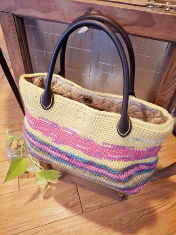 繽紛芥末托特包。夢幻織物