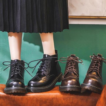 娜叔六孔日系低幫增高學生馬丁靴