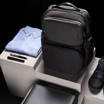 Incase A.R.C. Commuter 16 吋環保雙層電腦後背包 - 黑色