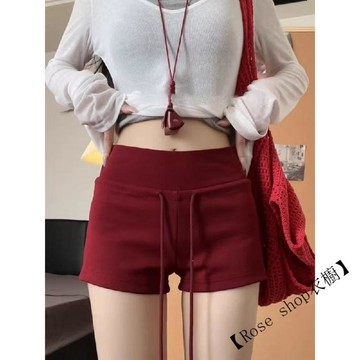 紅色辣妹運動短褲女夏季2026新款小個子抽繩瑜伽包臀顯瘦中腰熱褲 韓版短褲 運動短褲 休閒短褲 女生短褲