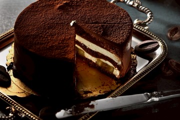 需預訂芭娜娜-chocolat R 職人 香蕉巧克力蛋糕