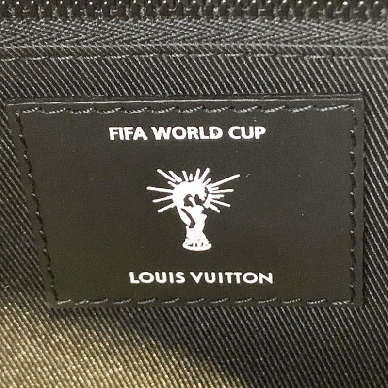 中古】 LOUIS VUITTON ルイ・ヴィトン クローク・ドップキット 中古】 LOUIS VUITTON ルイ・ヴィトン クローク・ドップキット