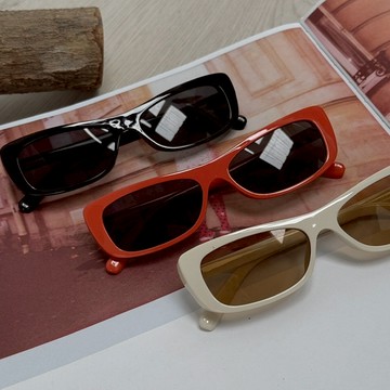 【Aa.chic熱賣商品】簡約風格方框三色墨鏡(三色).配件/簡約/方框/百搭/質感/日常/風格【C121527】