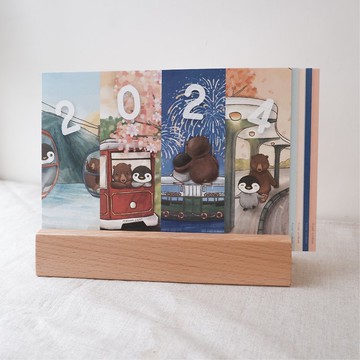 動物插畫 2024 香港座枱月曆 | 企鵝與棕熊