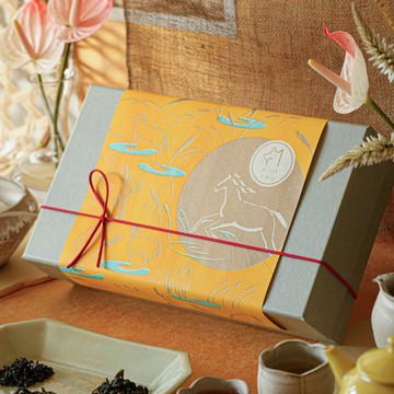 【春節限定優惠】馬上精彩 | 錦彩金墨福帖茶禮 (1罐2盒)