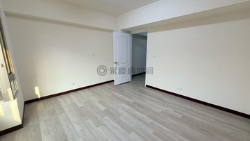 中興商圈太平家樂福旁免千萬黃金樓店｜台中市太平區太平二十二街