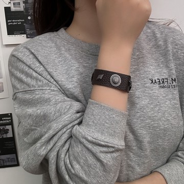 【台灣公司 可打統編】免運 美拉德復古朋克風手鏈男女歐美個性嘻哈寬邊皮質手環小眾設計手飾 可開發票 全館五折 工廠現貨直銷 新品特價 z9211