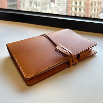 艾曼紐 A5 皮革筆記本/書衣/手帳/質感筆記本-焦糖棕/可可色 New